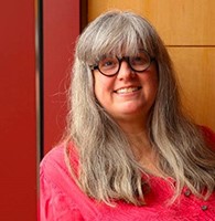 Lisa Schweitzer headshot