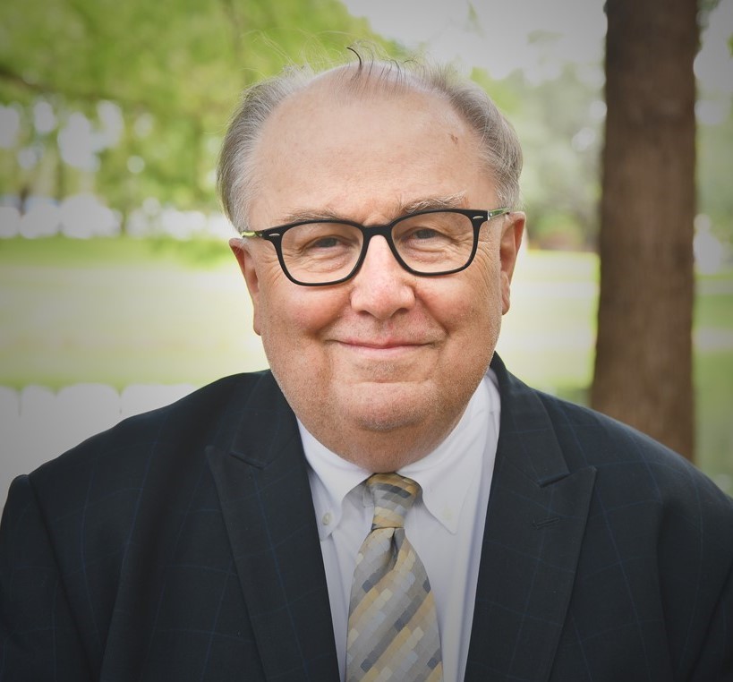 headshot for Michael Morris