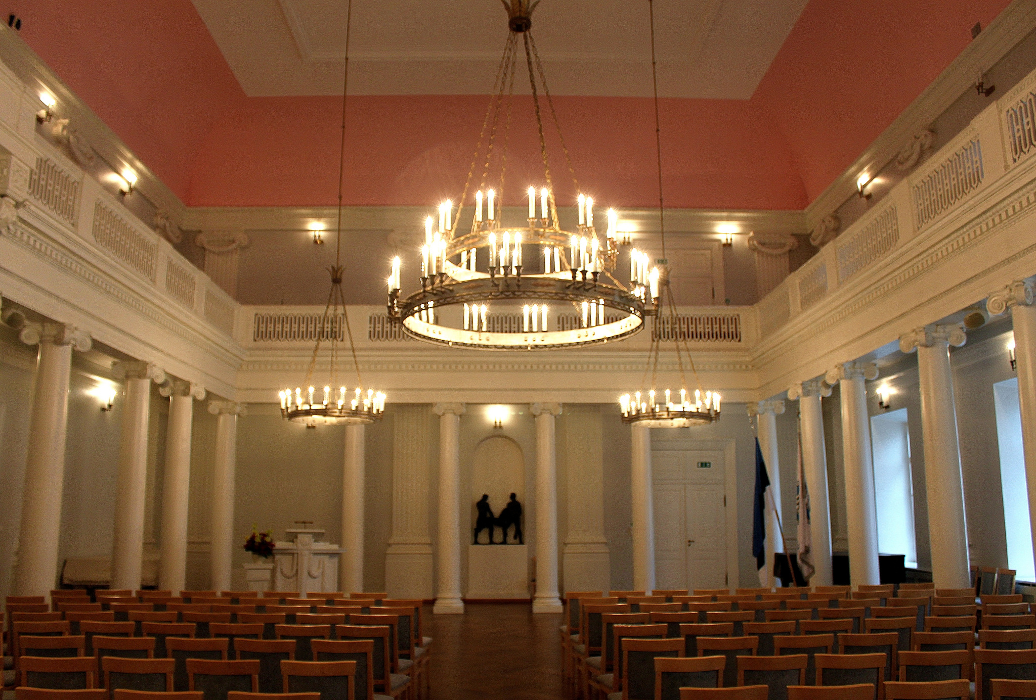 15275133095_c13933399a_k