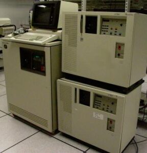 Communications controllers