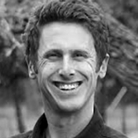 Dr. Tim Riedel