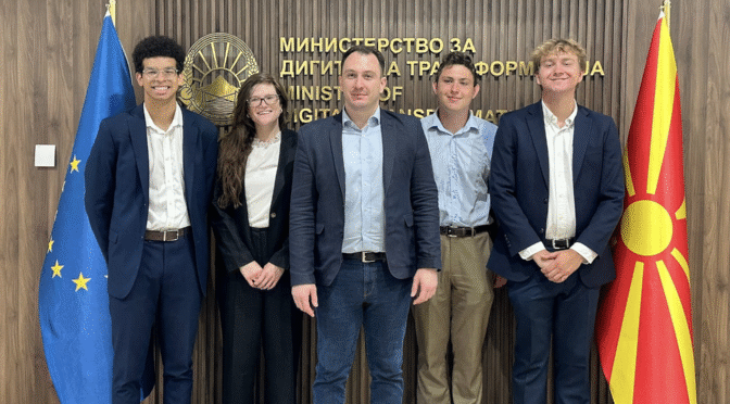 Skopje Team Shares Research on Anticorruption with Ministry