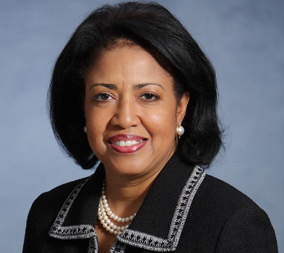 Vicky Bailey headshot