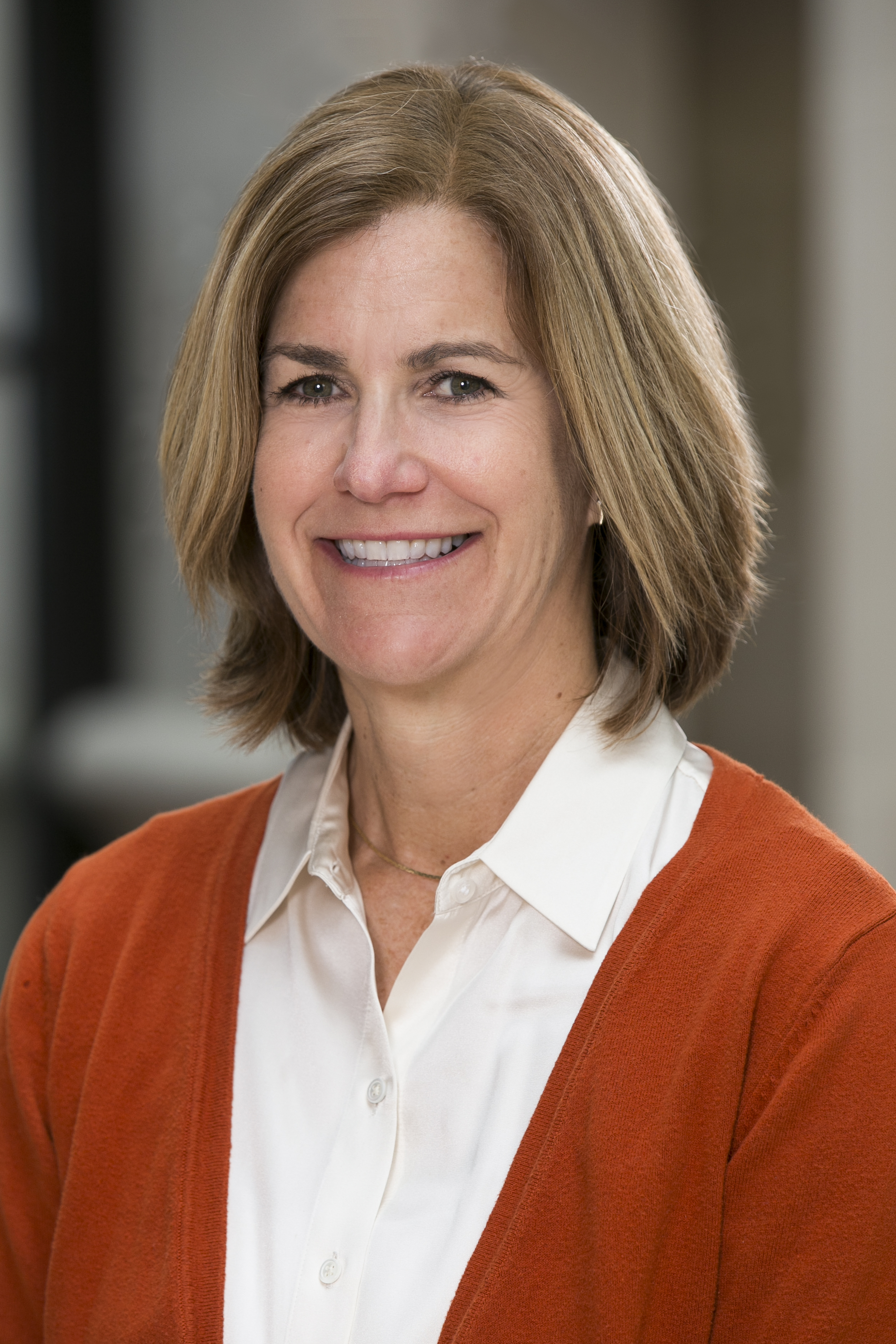 Melinda Taylor headshot