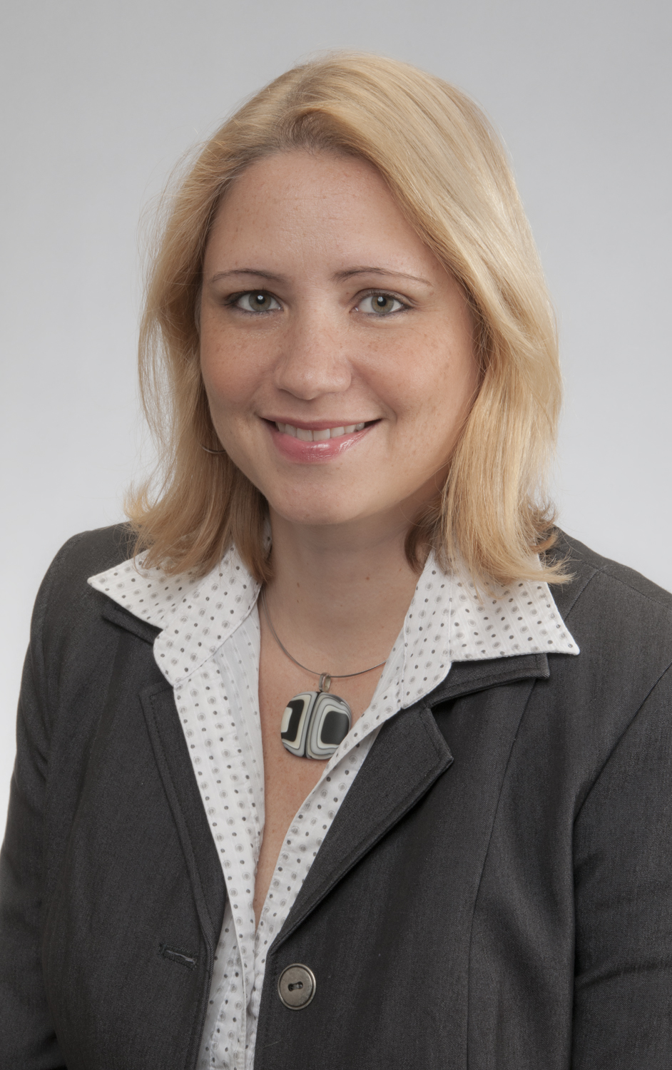 Nuñez López headshot