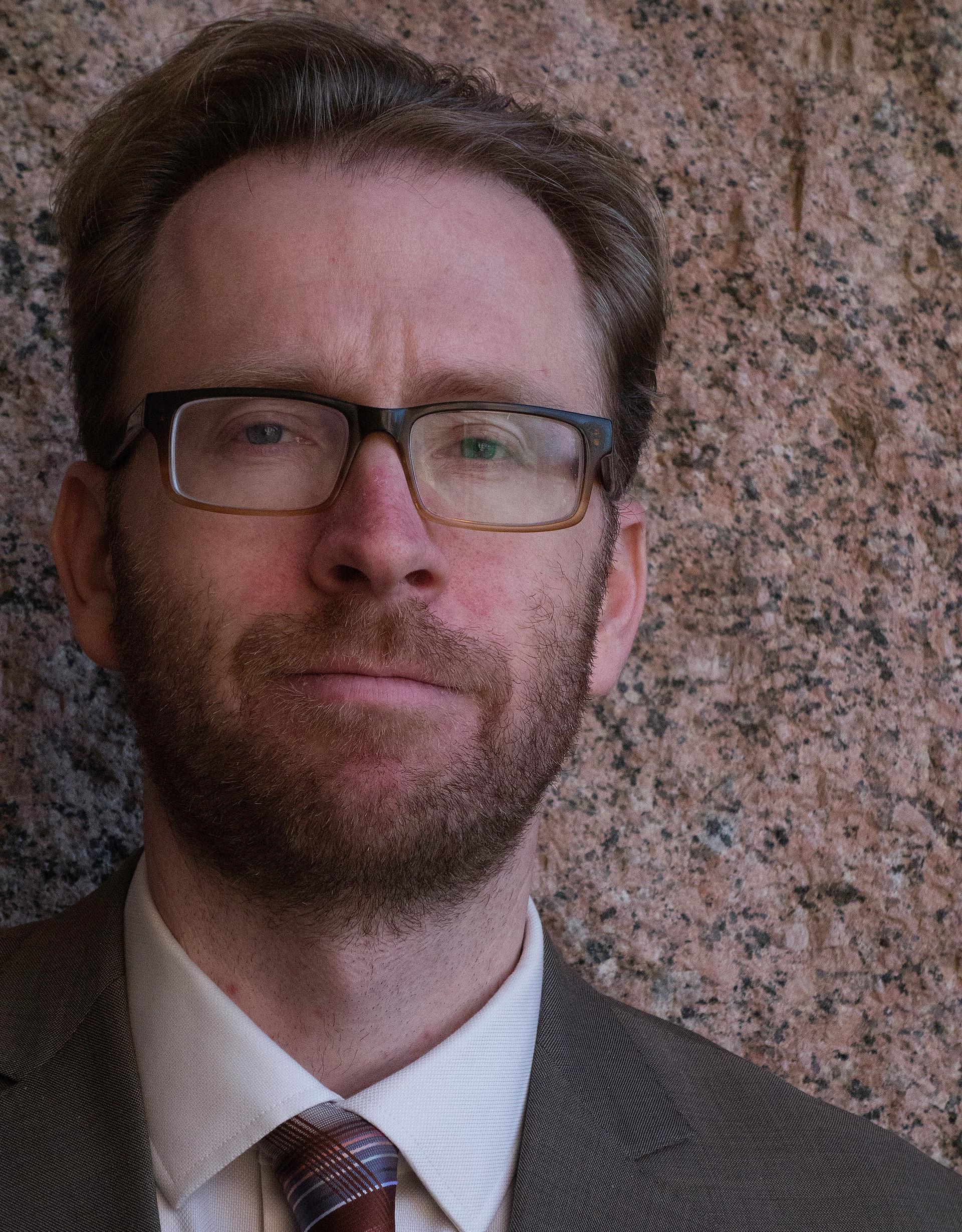 Luke Metzger headshot