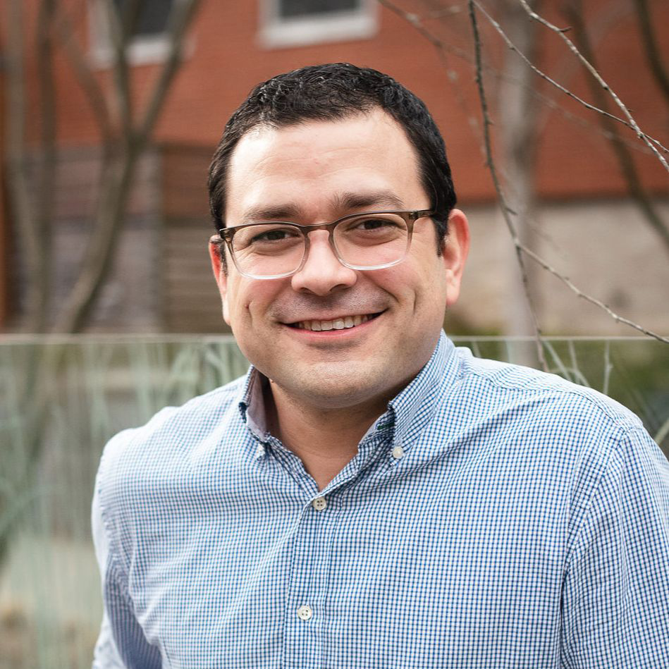 Sergio Castellanos headshot