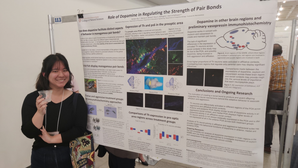 Karleen presenting her honors research at the 2022 Undergraduate Research Forum
