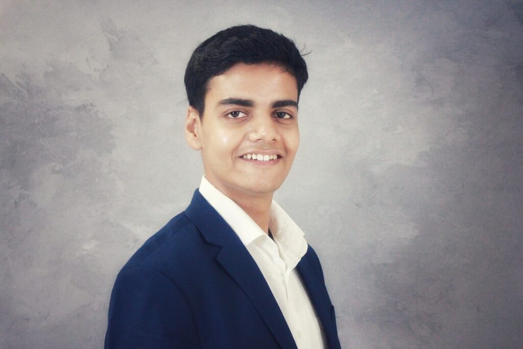 Image of Anuj Biswas, a graduate student in College of Pharmacy at UT Austin.