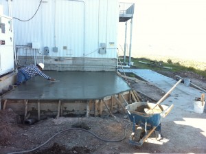 Veliz Construction pours the LN2 concrete slab