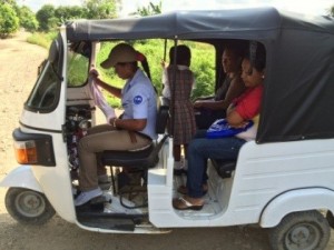 Women serve as Yipi drivers. Photo Credit: World Bank. See the original photo here.