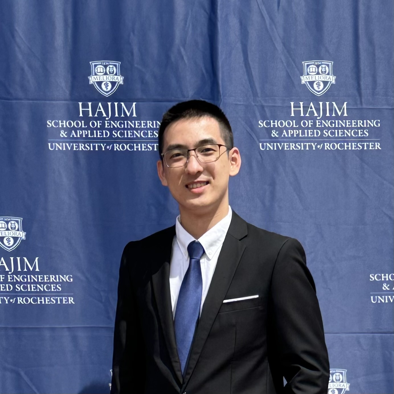 Junyi Lin