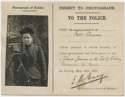 Press pass for British photojournalist Christina Broom. 1910.