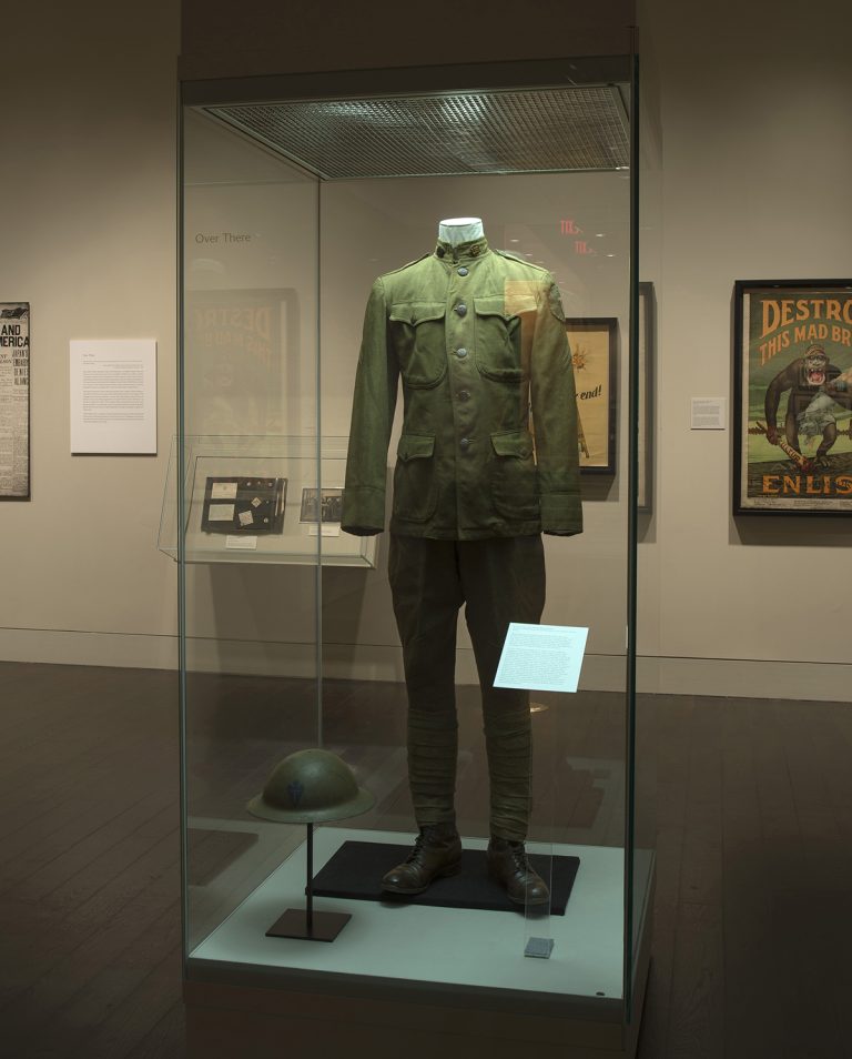 World War I uniform on display in Ransom Center's exhibition "The World at War, 1914-1918." Photo by Pete Smith.