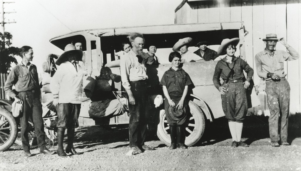 Undated photo of Frank Reaugh and students with truck, Cicada. Unknown photographer. Image courtesy of Jerry Bywaters Collection on Art of the Southwest, Bywaters Special Collections, Hamon Arts Library, Southern Methodist University, Dallas, Texas.