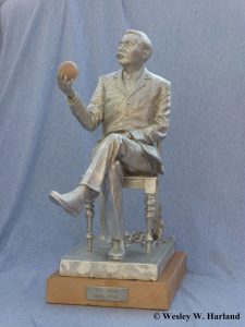 Maquette of sculpture of H. G. Wells created by Wesley Harland. The statue is to be unveiled in Woking, Surrey, in September 2016. Copyright Wesley W. Harland.