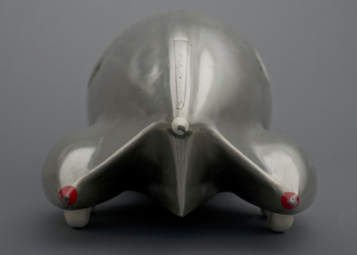 Norman Bel Geddes, Motor Car No. 9 (without tail fin), ca. 1933. Image courtesy of the Edith Lutyens and Norman Bel Geddes Foundation.