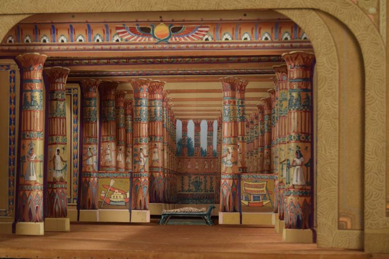 Scenery for 31st degree “Judgment.”