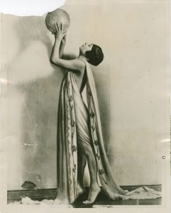 Unidentified photographer, [Dorothy Deer Horn in Thais], 1931. Gelatin silver print, 10 x 8 inches, recto. New York Journal-American Photographic Morgue, Harry Ransom Center