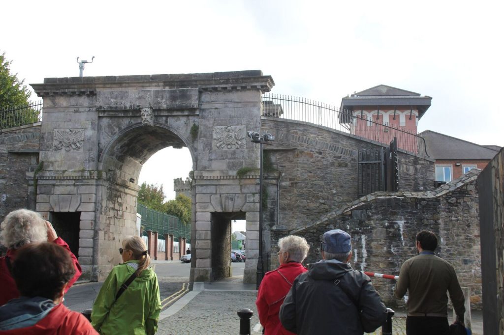 Ferryquay Gate in wall