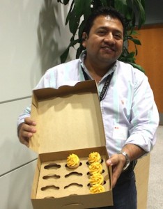 Erick Conde and SAC's golden cupcakes