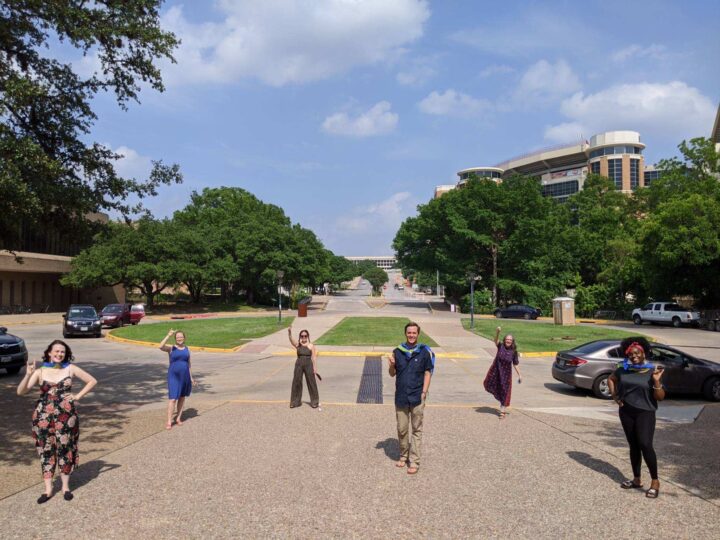 DTYC students and faculty social distancing in the Winship circle