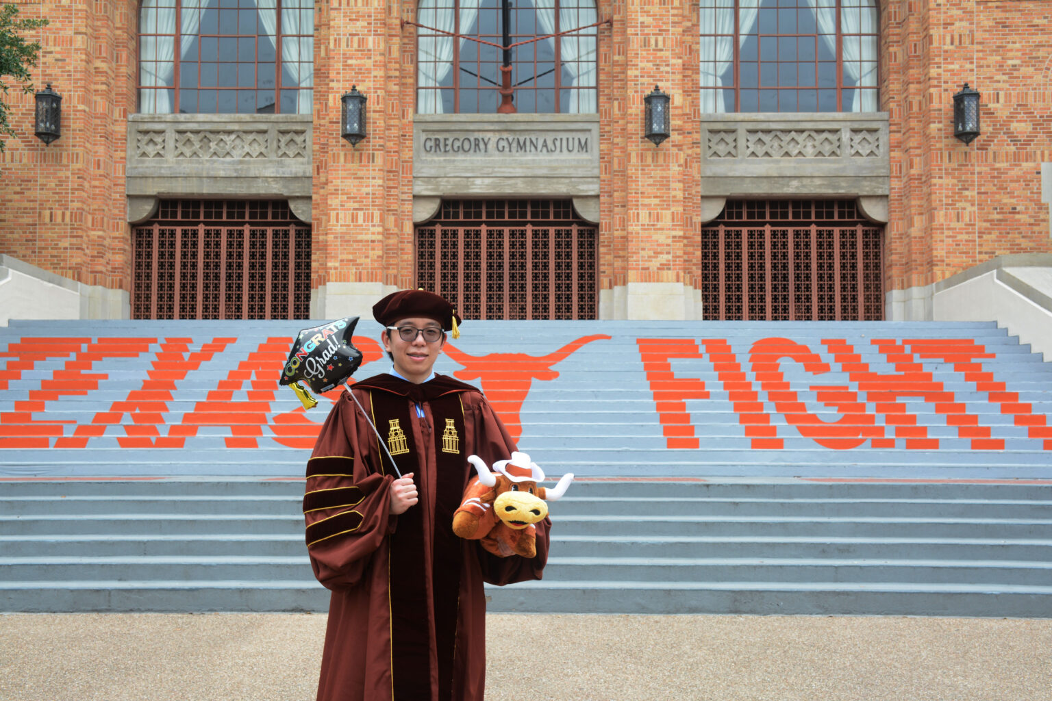 Yefu Chen, a member of the Urban Info Lab, officially received a PhD in ...