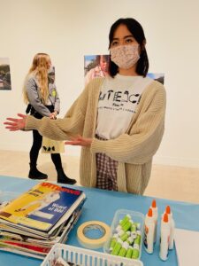 UTeach Art student guides Texas Art Teachers in an activity