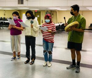 Photo of UTeach FA students teaching at ICI